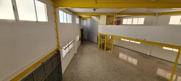 Nave en Barrio Toscar