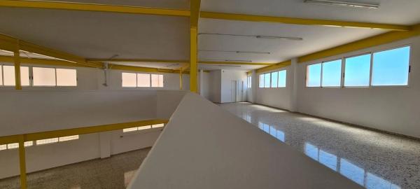 Nave en Barrio Toscar