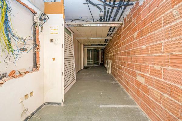 Local o nave en calle Sant Sebastià