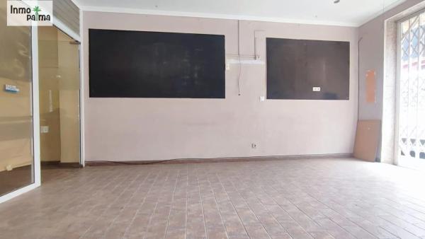 Local en Barrio Toscar