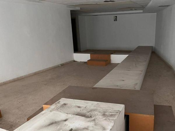 Local en calle Muelle