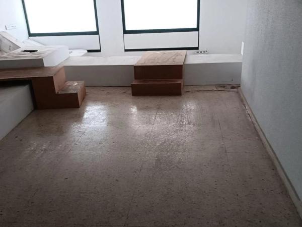 Local en Playa Levante