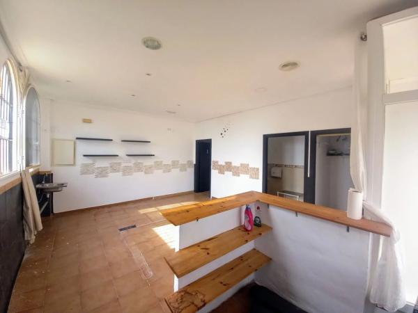 Local o nave en avenida San Bartolome Tir