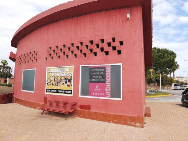 Local en Urbanizacion Montefaro