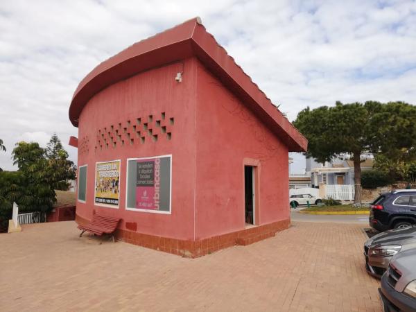 Local en calle Monte de Santa Pola s/n