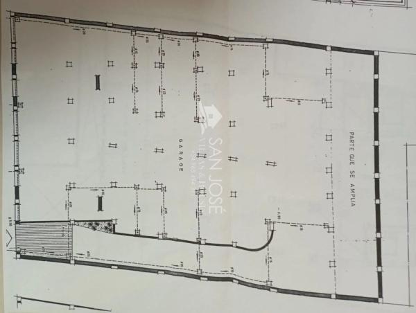 Local en Barrio Carrús Oeste