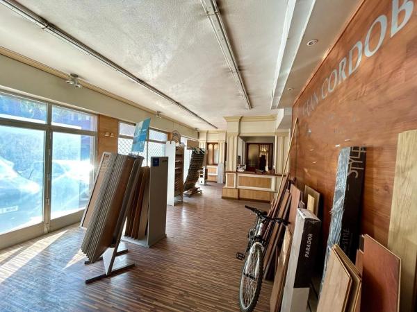 Local en Barrio Centro