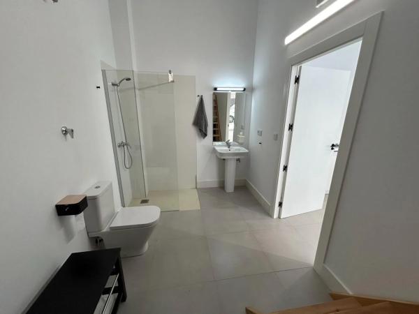 Local en calle Espoz y Mina, 32