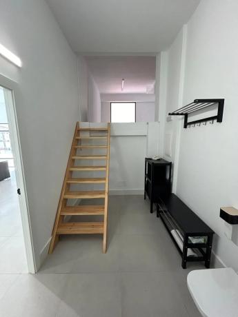 Local en calle Espoz y Mina, 32