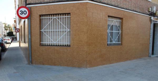 Local en La Hoya-Daimes-El Derramador