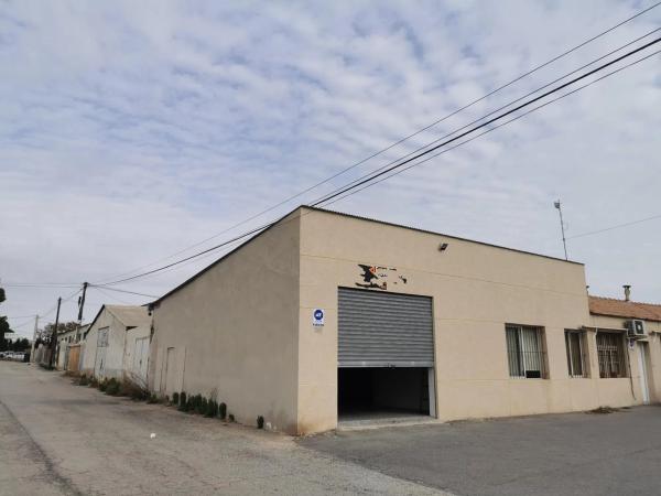 Nave en Algoda-Matola-Llano de San José