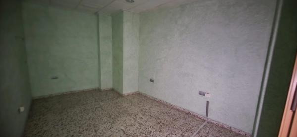 Local o nave en ronda Sud