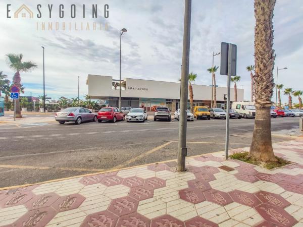 Local en calle Fernando Pérez Ojeda