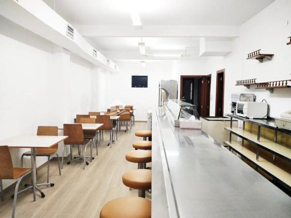 Local en Barrio Raval de Santa Teresa-El Asilo