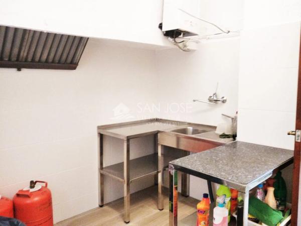 Local en Barrio Raval de Santa Teresa-El Asilo