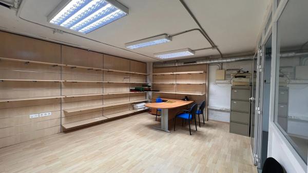 Local en calle Cayetano Martínez, 10