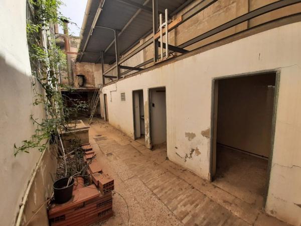 Nave en Barrio San Crispín