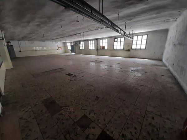 Nave en Barrio San Crispín