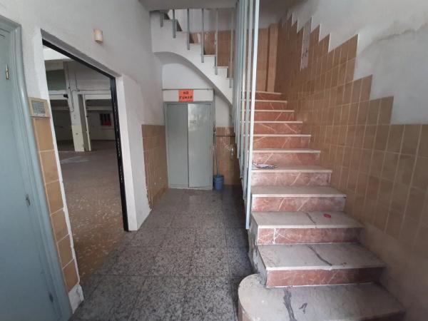 Nave en Barrio San Crispín