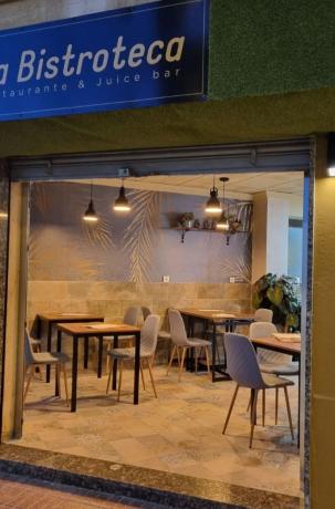 Restaurante en avenida Alcalde Francisco Conejero Bas, 25