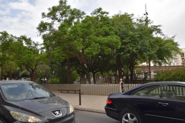 Local en calle Josep Bernad Amorós