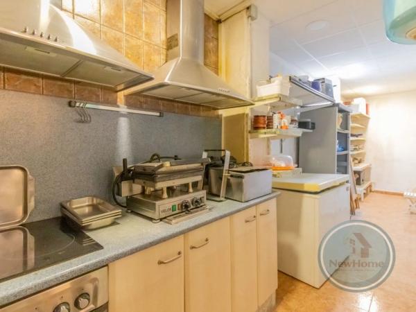 Local en Barrio Toscar