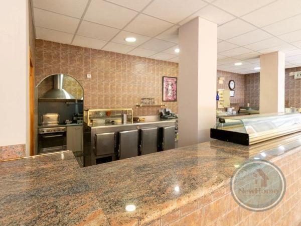 Local en Barrio Toscar