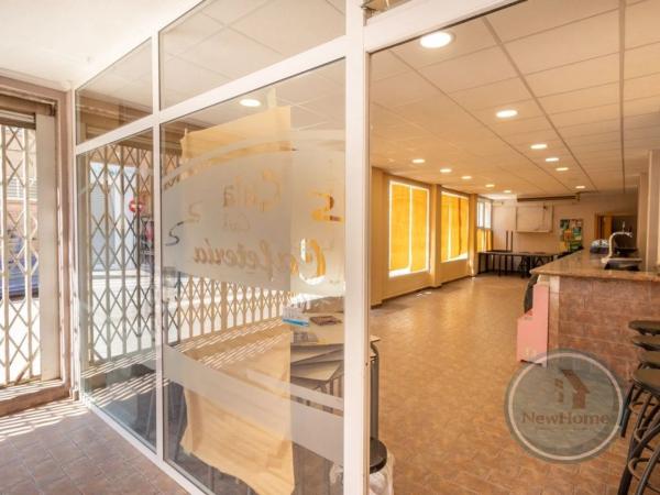 Local en Barrio Toscar