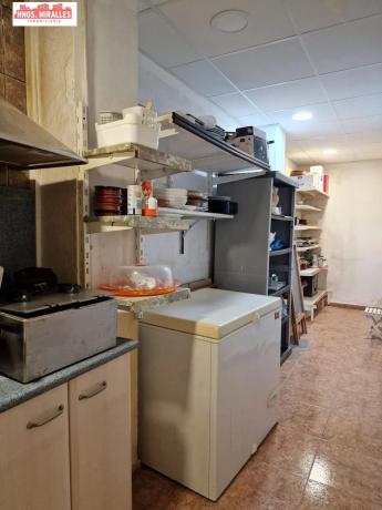 Local en Barrio Toscar