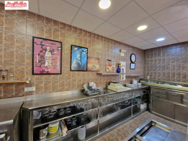 Local en Barrio Toscar