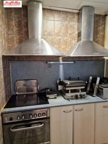 Local en Barrio Toscar