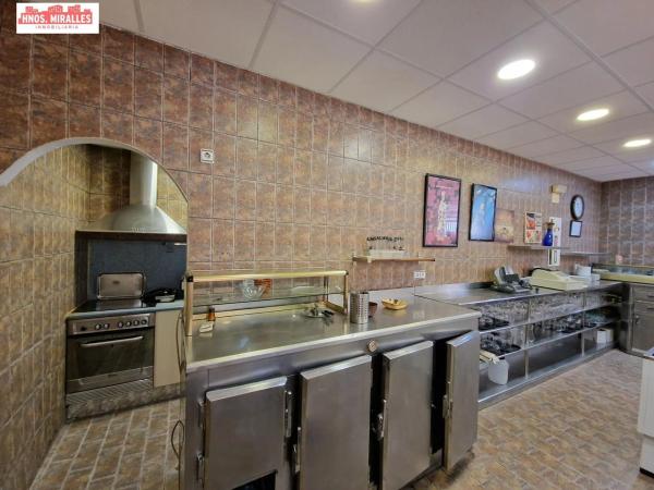 Local en Barrio Toscar