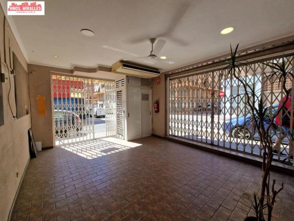 Local en Barrio Toscar