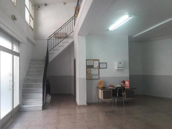 Local en Barrio Carrús Oeste