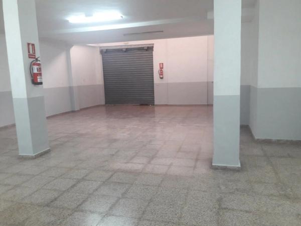 Local en Barrio Carrús Oeste