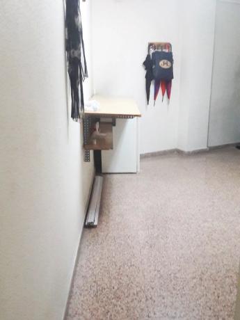 Local en Barrio Carrús Oeste