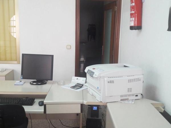 Local en Barrio Carrús Oeste