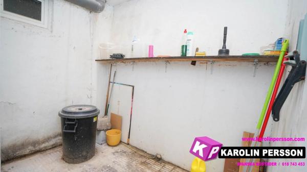 Local en calle Almirante Antequera