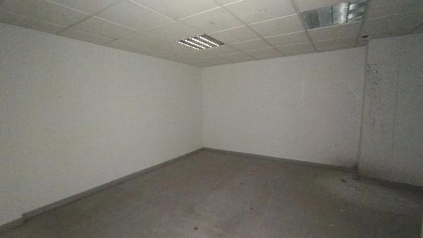 Local en Barrio Reina Victoria-Miguel Hernández