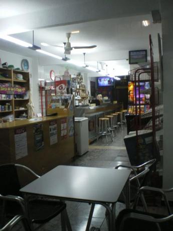 Negocio en Barrio Carrús Este