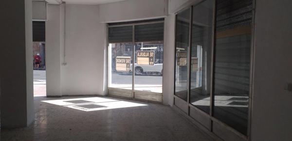 Local en Barrio Carrús Este