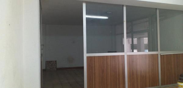 Local en Barrio Carrús Este