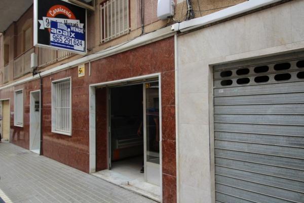 Local en Barrio San Crispín