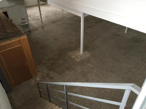 Nave en Maitino-Perleta