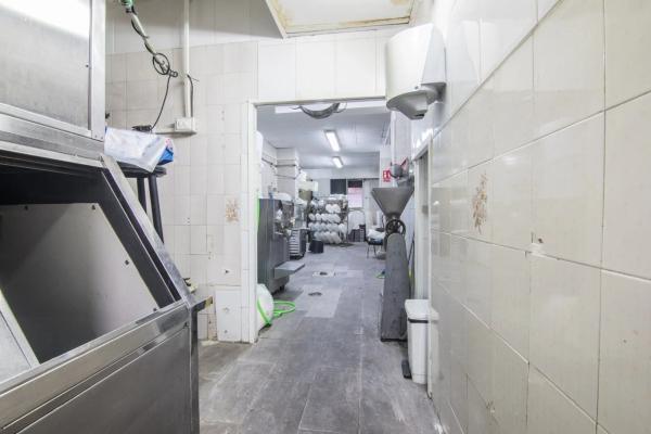 Local en Barrio Sector V-El Canal