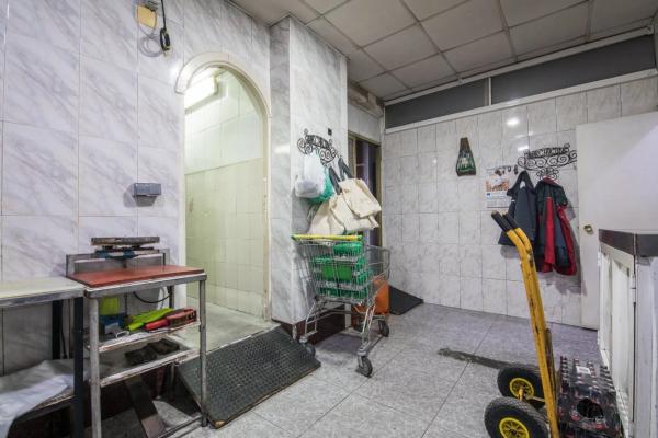 Local en Barrio Sector V-El Canal