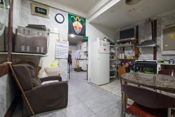 Local en Barrio Sector V-El Canal