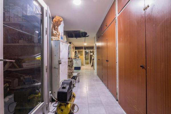 Local en Barrio Sector V-El Canal