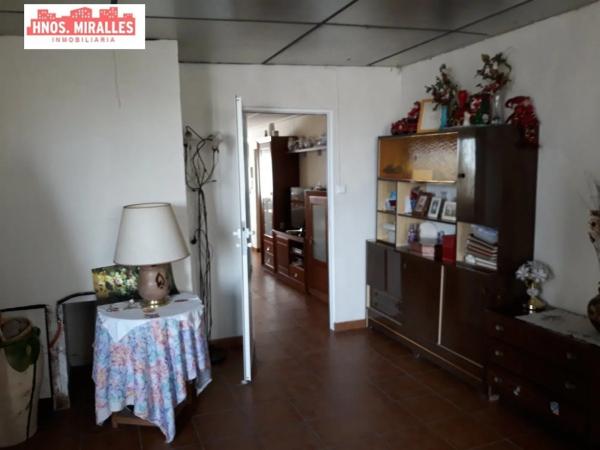 Local en Algoda-Matola-Llano de San José