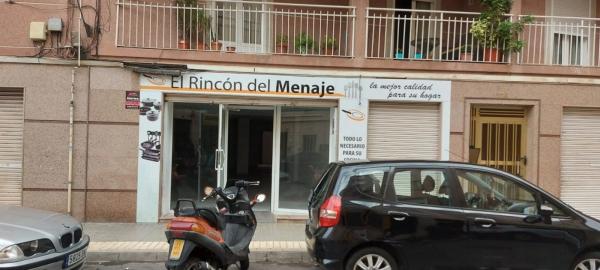 Local en Barrio Carrús Este